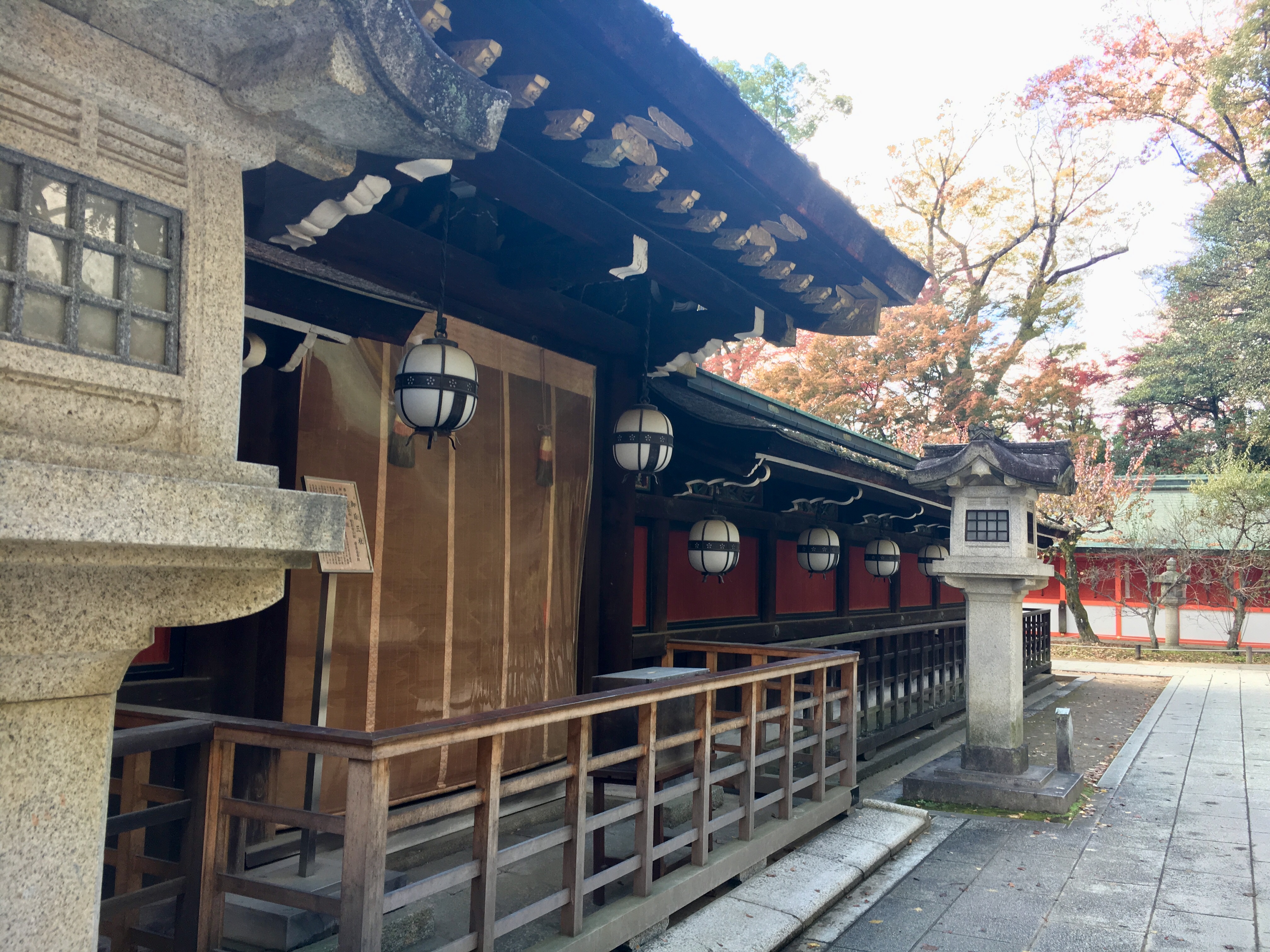 small shrine at the back of haiden at kitano tenmangu