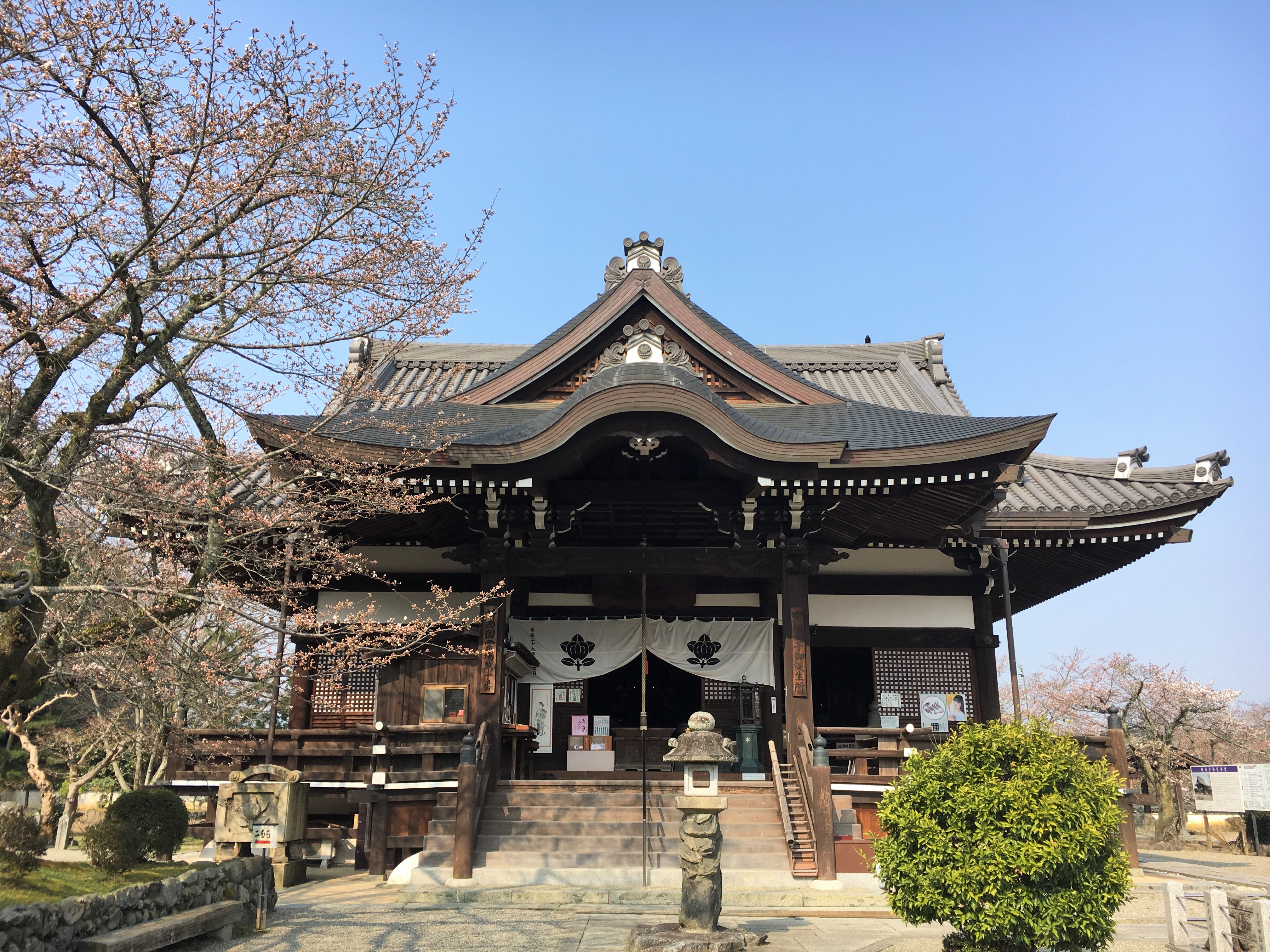 main building of Tachibana temple 
