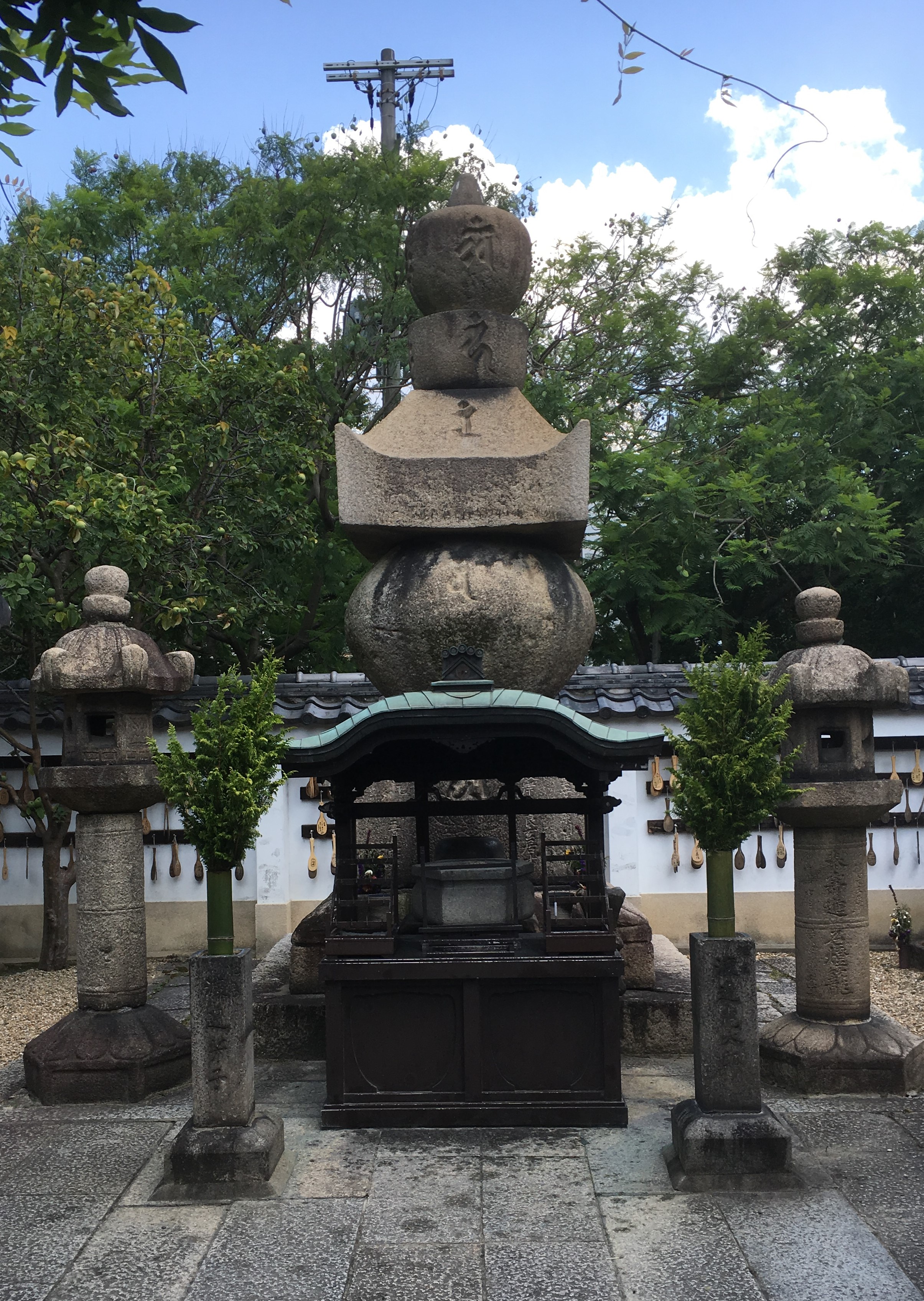 grave of Tadamoto Honda at Isshin-ji Temple