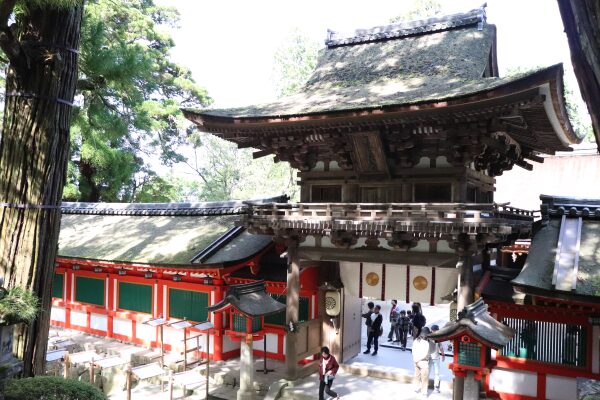Romon gate in Isonokami Shrine