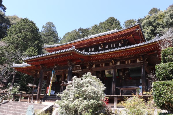Konin-ji Temple on the Yamanobe no Michi