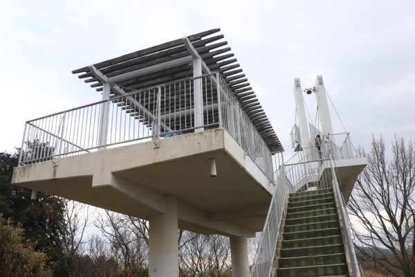 Observation deck on the Ikoma Nature Trail