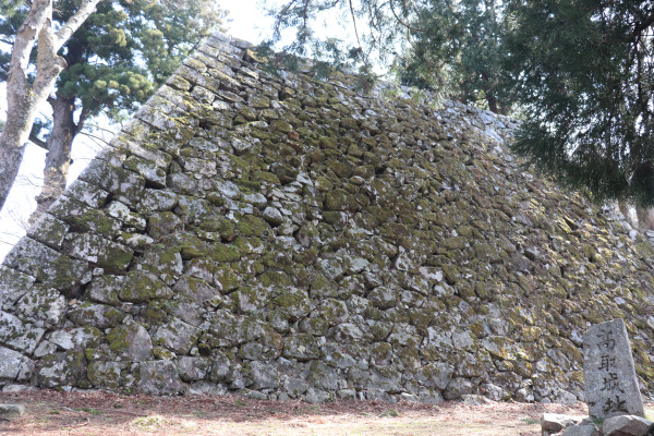 Ruins of the stone wall of the keep of Takatori Castle