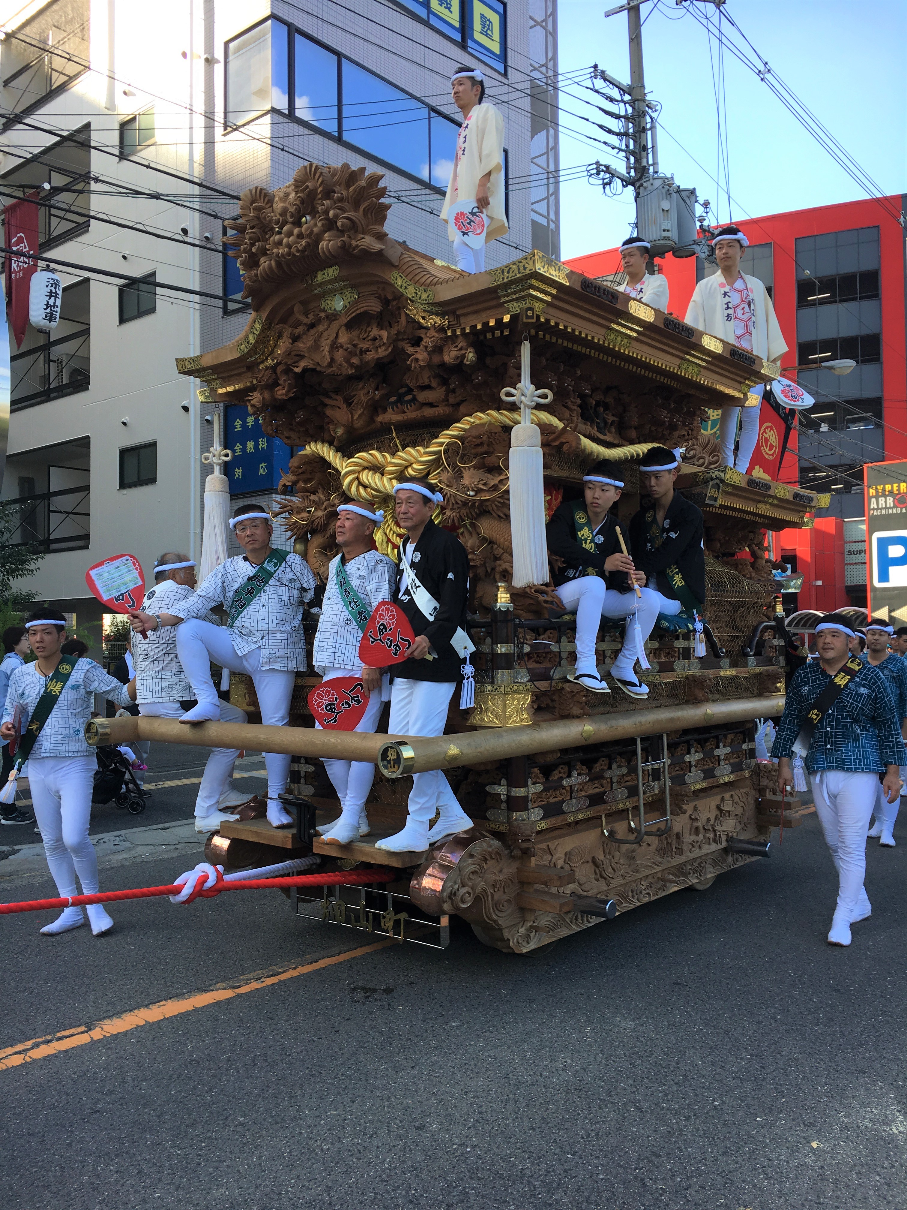 Kami-danjiri used during Osaka's danjiri festivals