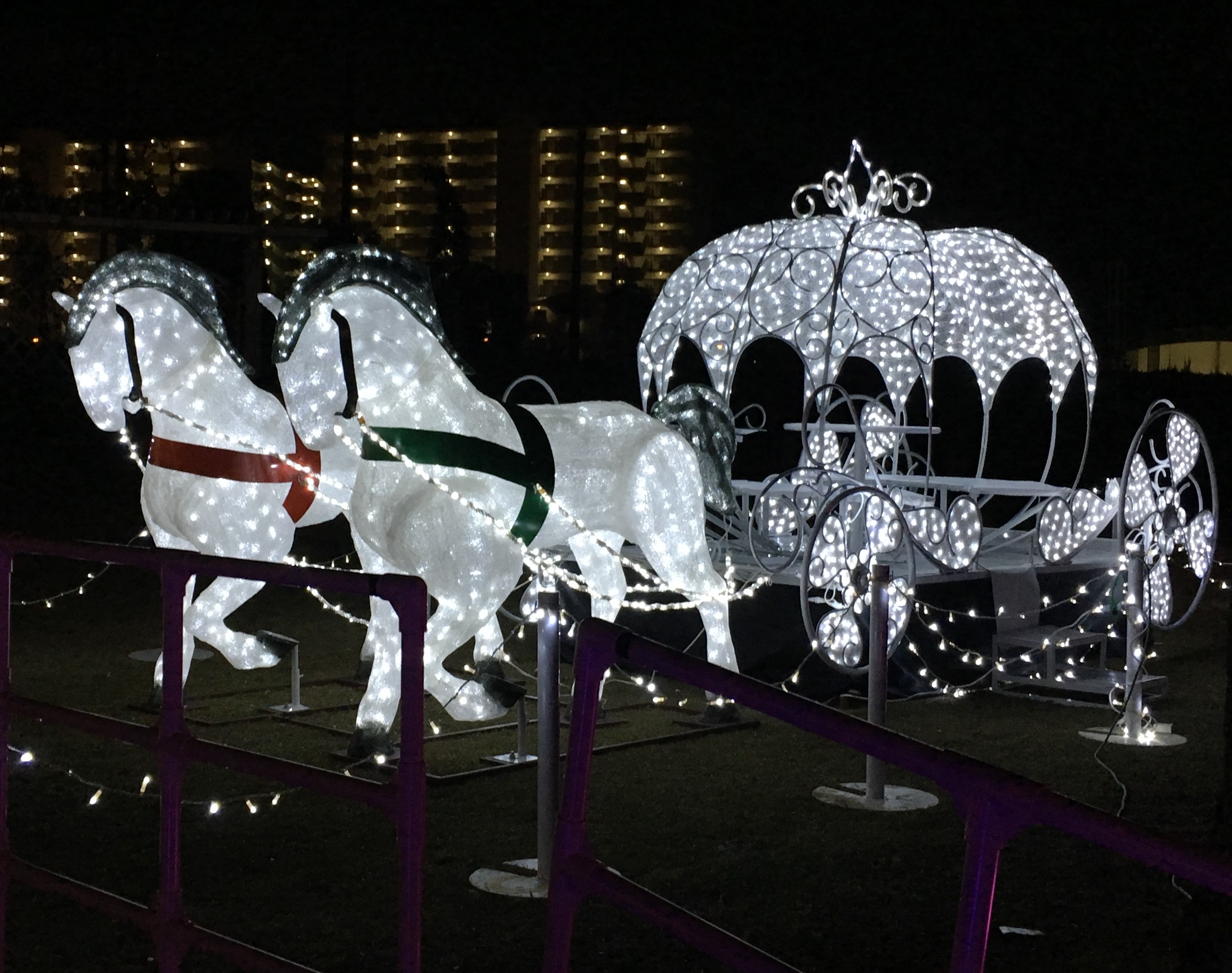 white illumination of a horse and carriage 