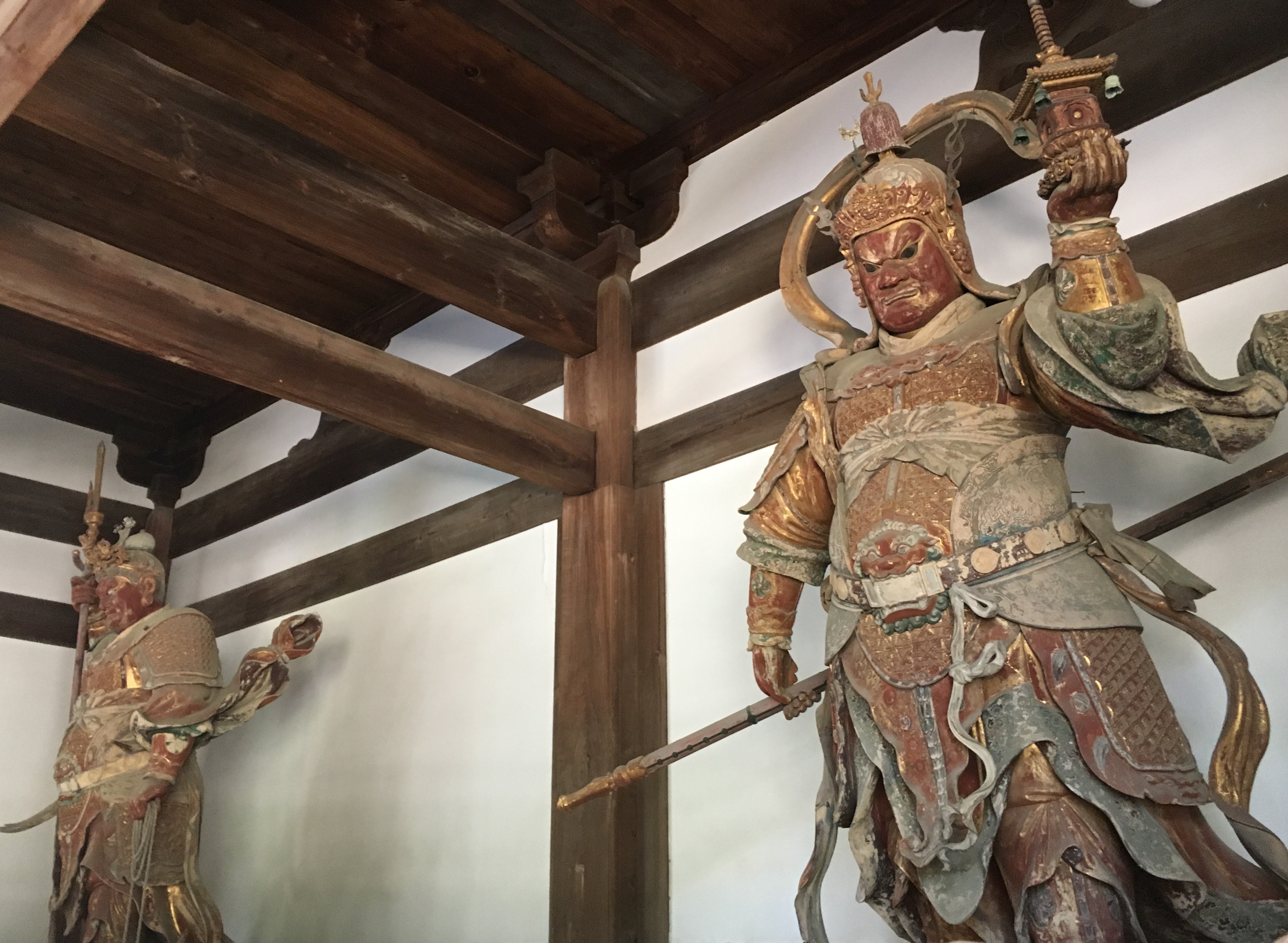 statues of the buddhist deities the shitenno by Han Dosei in Manpuku-ji