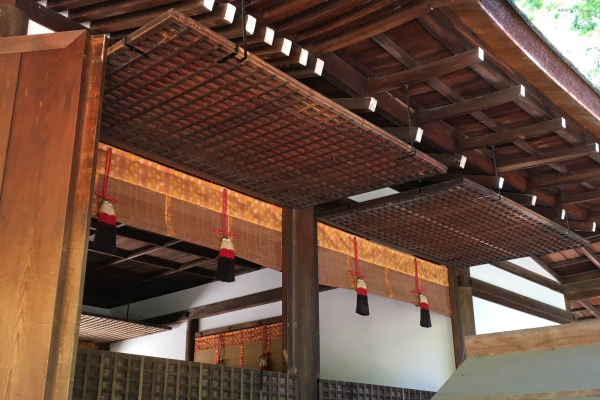 宇治上神社拝殿の御簾