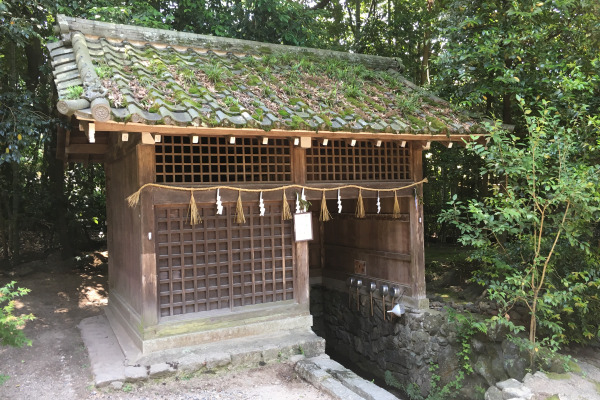 Kirihara-sui well at Ujigami Shrine
