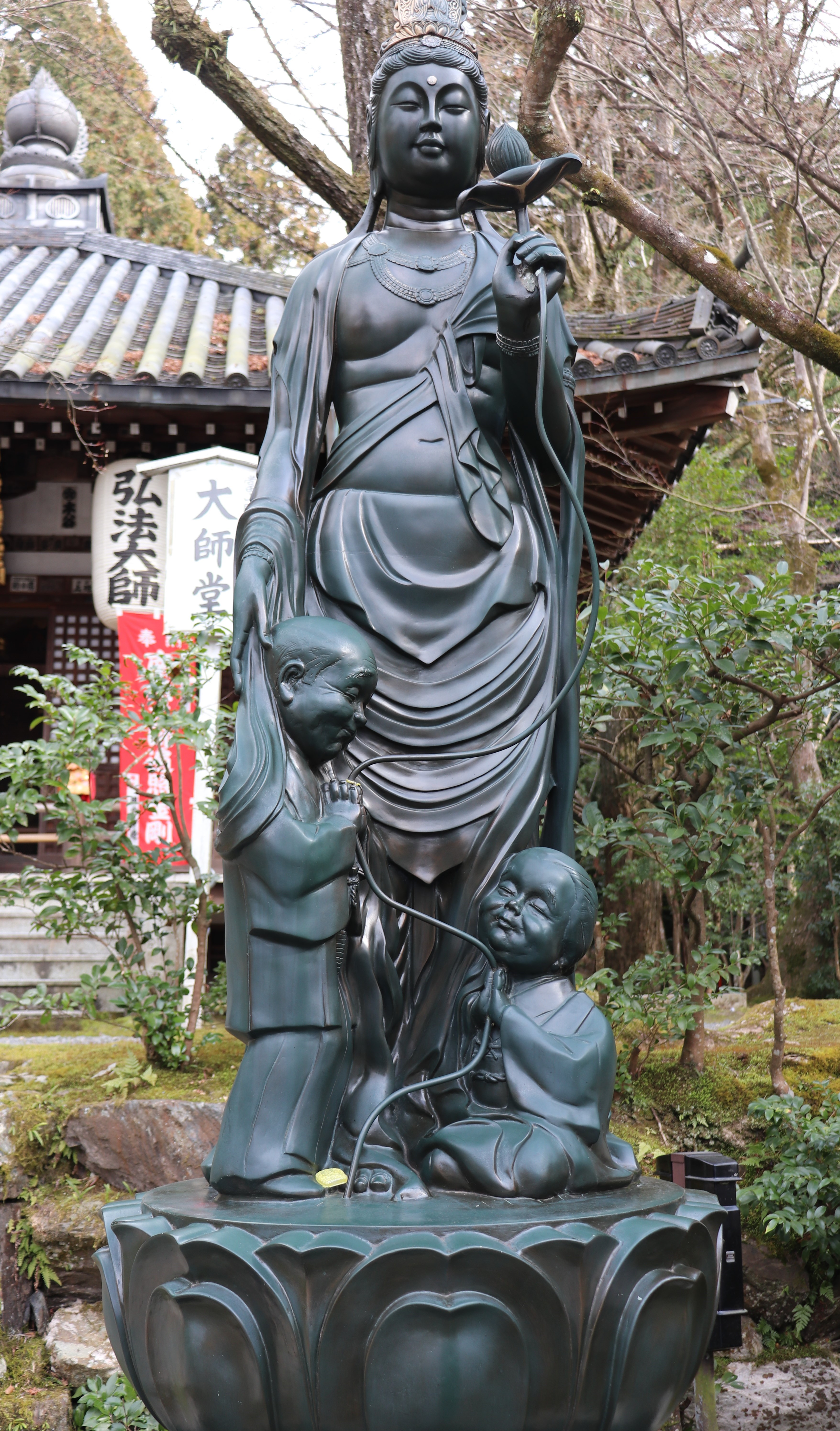 Kannon that guards against dementia in Imakumano Kannon-ji