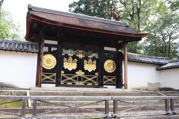 Tomon gate of Daigo Temple