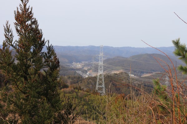 View of Shuzan at sign post 87 on the Keihoku Course