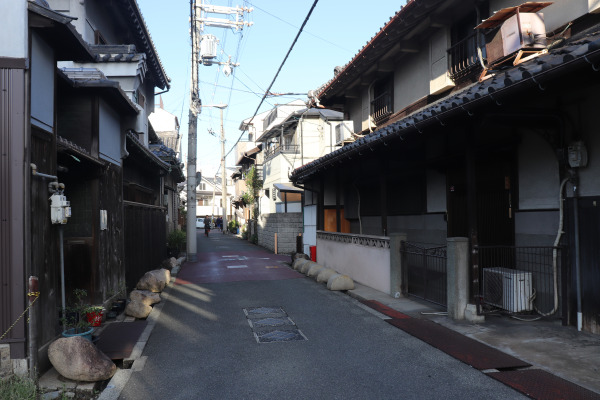 伊勢本街道沿いの町並み