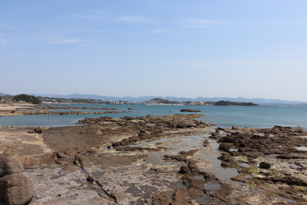 sodesuriiwa coast on the Kiiji Trail of Kumano Kodo