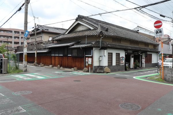 The intersection of the Yoko-Oji and the Shimo Kaido