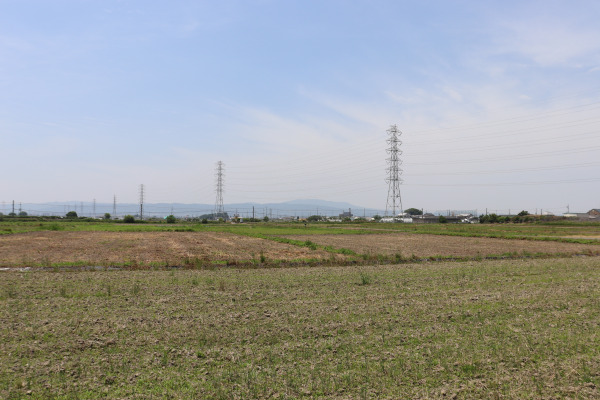 上街道沿いの風景