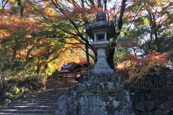 枚岡神社