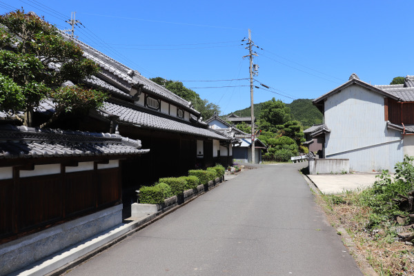 old style houses on Hase Kaido 