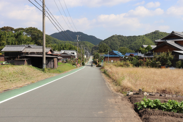 Country road in Mie 