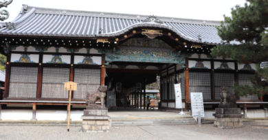 split haiden of Gokogu Shrine