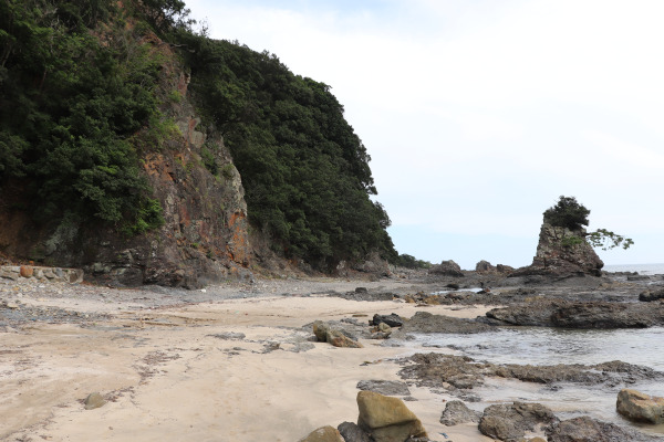 Satono Beach of the Ohechi Trail of Kumano Kodo 