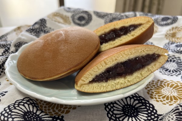 dorayaki filled with red bean paste