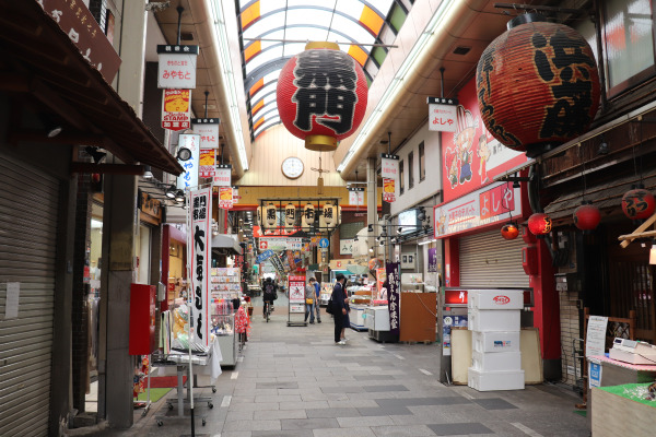 Kuromon Ichiba on Sakaisuji Street