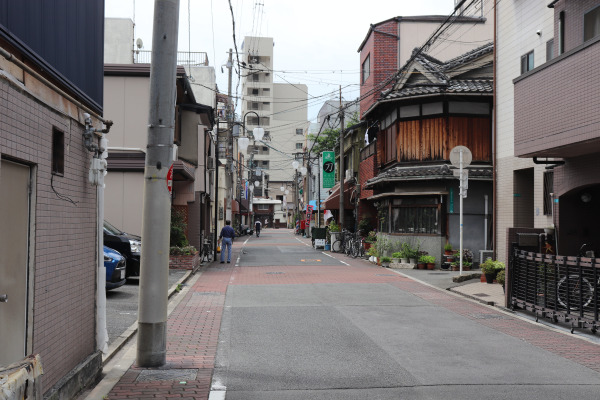 榎並の町並み