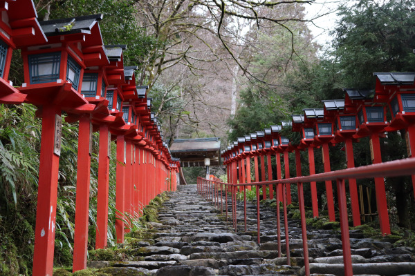Stairs leading to the main building of Kifune Shrine.