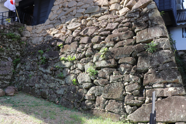 The oldest stonewall of Okazaki Castle