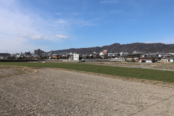 南山北公園から見た箕面の町並み