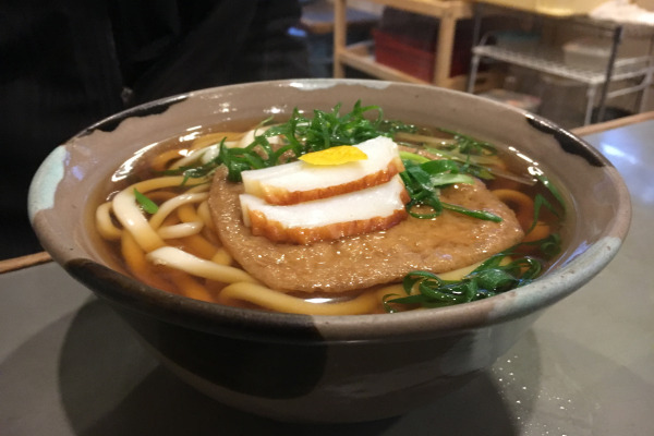 Kitsune Udon at Matsubaya in Osaka, some of the best food in Osaka