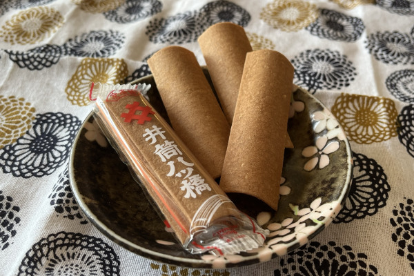 Yatsuhashi are one of the most popular Kyoto souvenir 