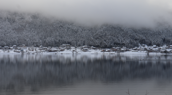 Snow at Lake Yogo, Japan