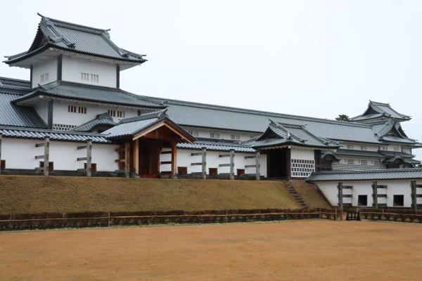 Gojyukken Nagaya of Kanazawa Castle. 