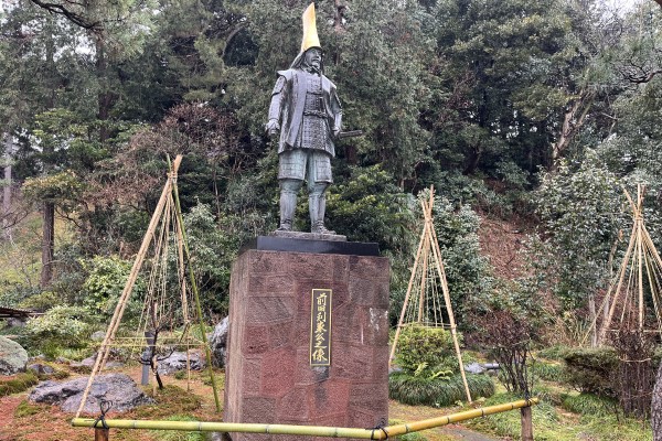 Statue of Maeda Toshiie at Kanazawa Castle