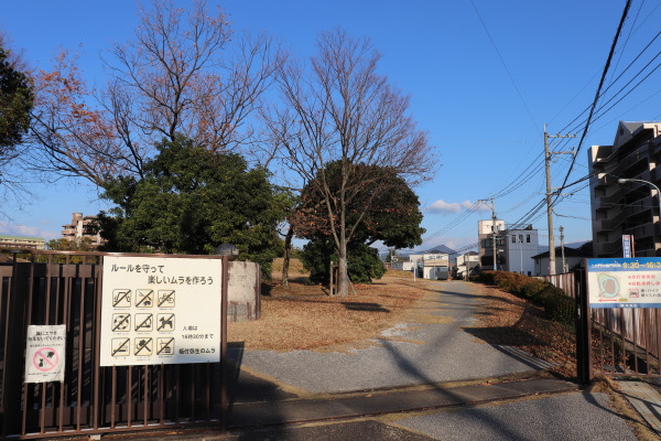Entrance to the Itazuke Ruins 