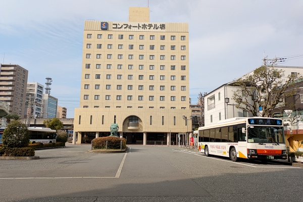 堺駅南口バスターミナル
