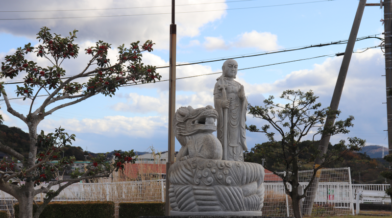 The statue of Anchin and Kiyohime