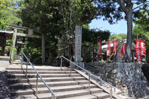 玉列神社