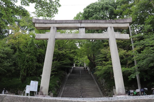 四条畷神社