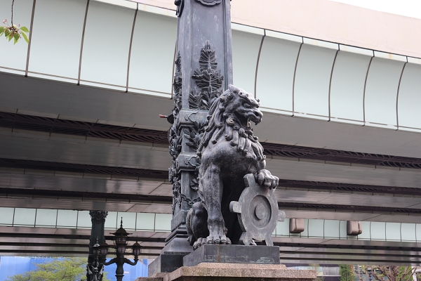 日本橋の獅子