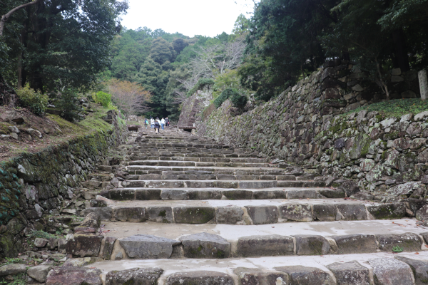 安土城の大手道
