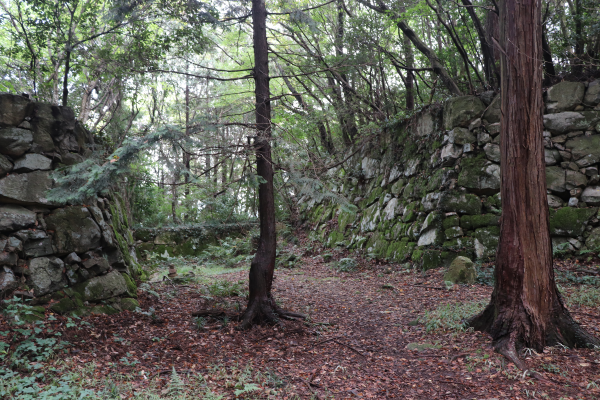 安土城本丸跡
