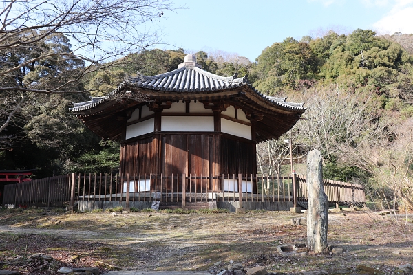 栄山寺の本堂