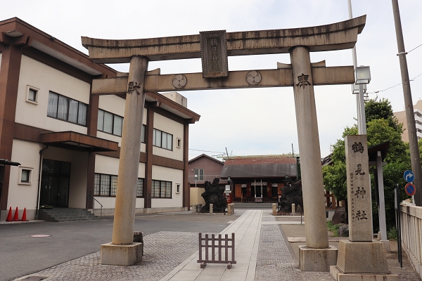 鶴見神社