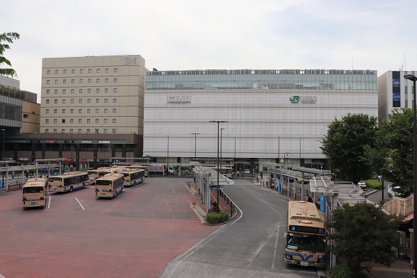 鶴見駅