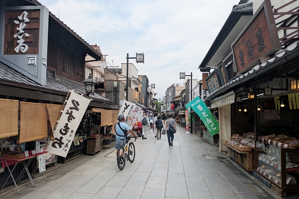 柴又帝釈天の参道
