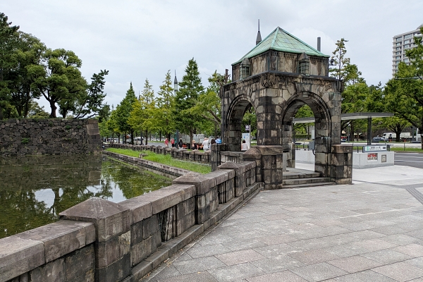 馬場先門