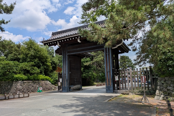 Hamaguri Gomon Gate 