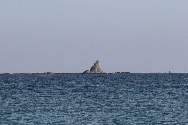 烏帽子岩